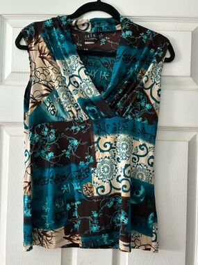 JKLA California Sleeveless blouse